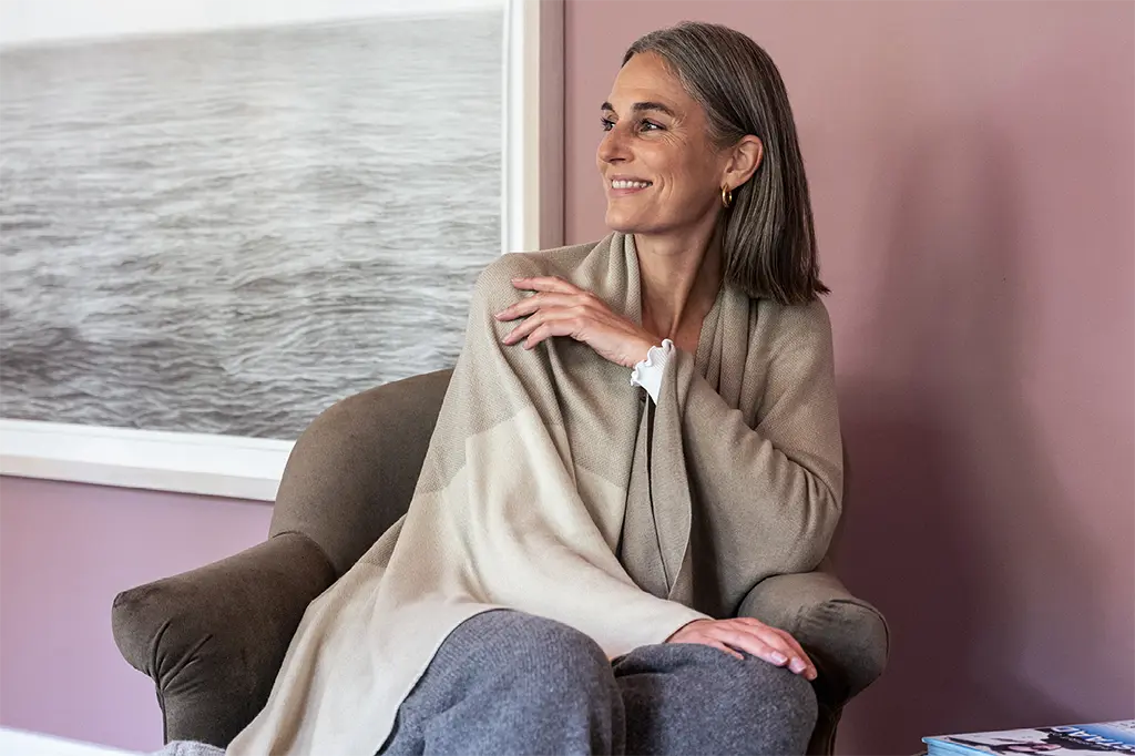 Fur Sie - Seidenplaid Koharu TaupeCreme